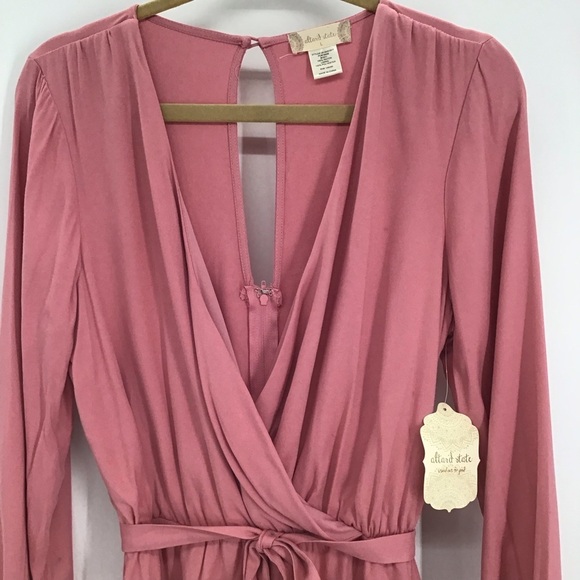 Altar’d State Women’s Belted Romper L/S Pink Salmon Casual Spring NWT Size L - Picture 3 of 9